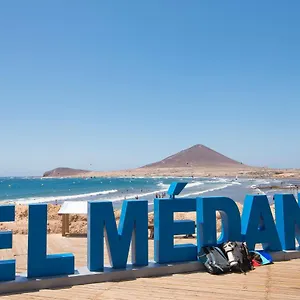 Alquilaencanarias-medano, Cabezo & Pool El Medano (Tenerife)